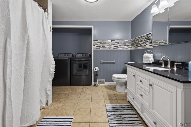 5571 Louis Avenue, Cicero, NY 13029