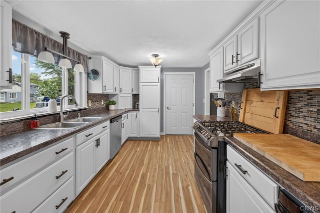 5571 Louis Avenue, Cicero, NY 13029
