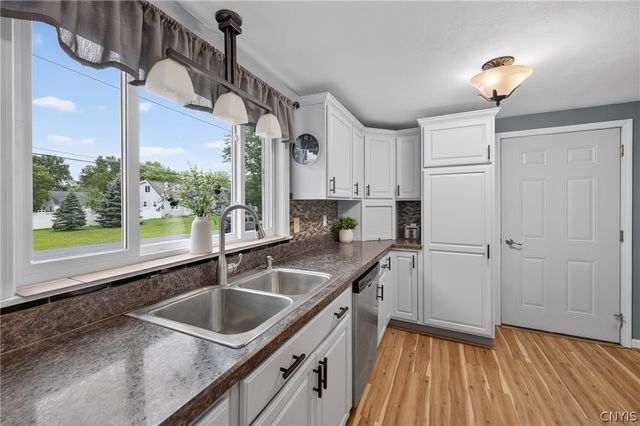 5571 Louis Avenue, Cicero, NY 13029