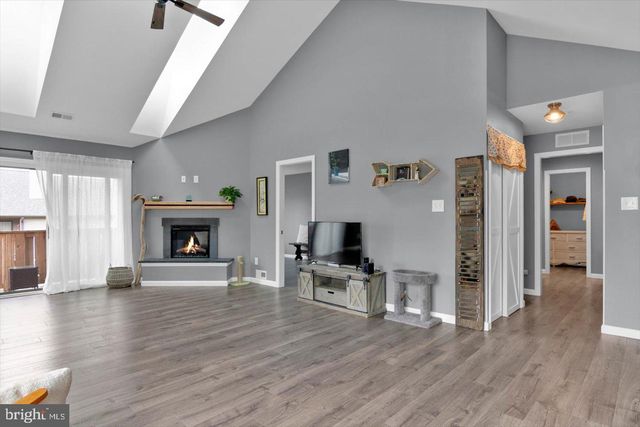 906 CHESTERWOOD CT, Marlton, NJ 08053