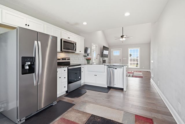 402 Rose Ln, Shelbyville, TN 37160