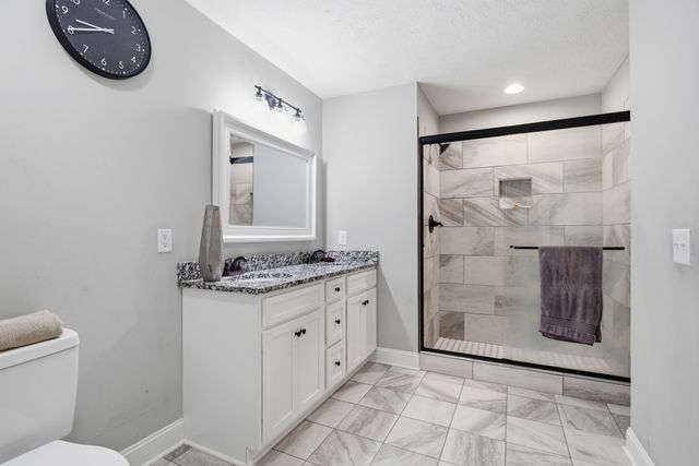 402 Rose Ln, Shelbyville, TN 37160