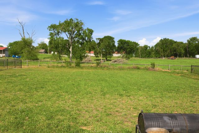402 Rose Ln, Shelbyville, TN 37160