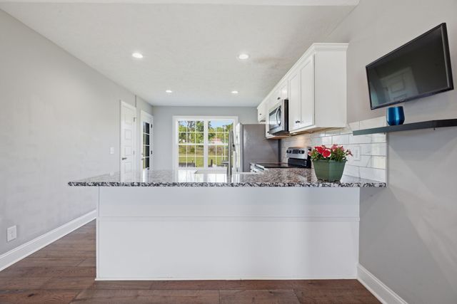 402 Rose Ln, Shelbyville, TN 37160