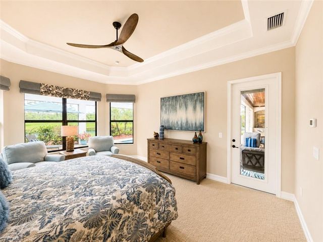 9871 Corso Bello DR, Naples, FL 34113