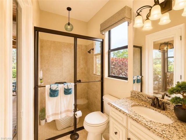 9871 Corso Bello DR, Naples, FL 34113