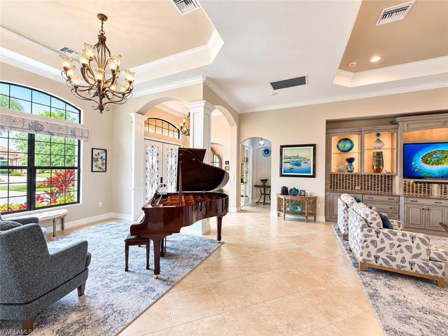 9871 Corso Bello DR, Naples, FL 34113