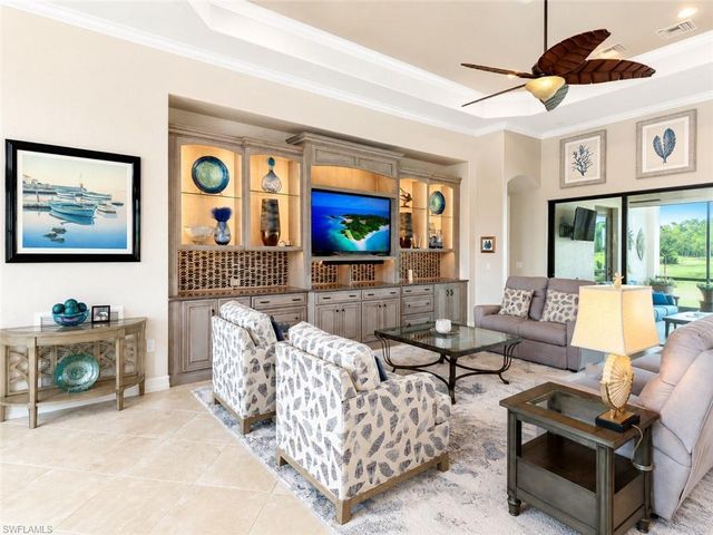 9871 Corso Bello DR, Naples, FL 34113