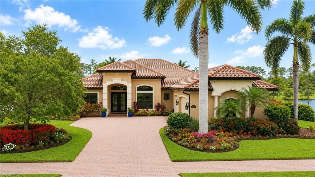 9871 Corso Bello DR, Naples, FL 34113