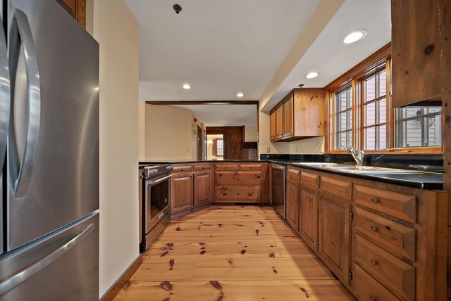 454 Main Street, Fremont, NH 03044