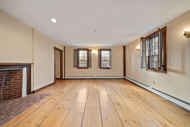 454 Main Street, Fremont, NH 03044