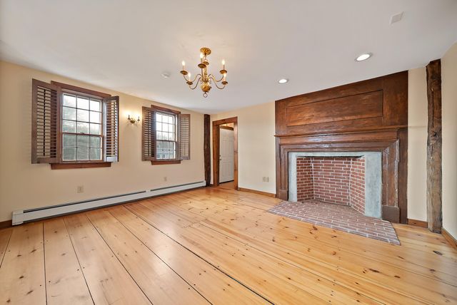 454 Main Street, Fremont, NH 03044