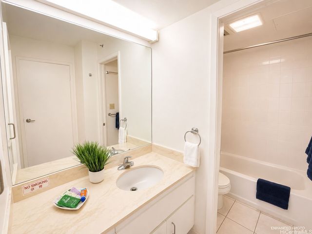 201 Ohua Avenue 2204-T2, Honolulu, HI 96815