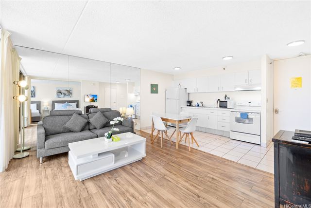 201 Ohua Avenue 2204-T2, Honolulu, HI 96815