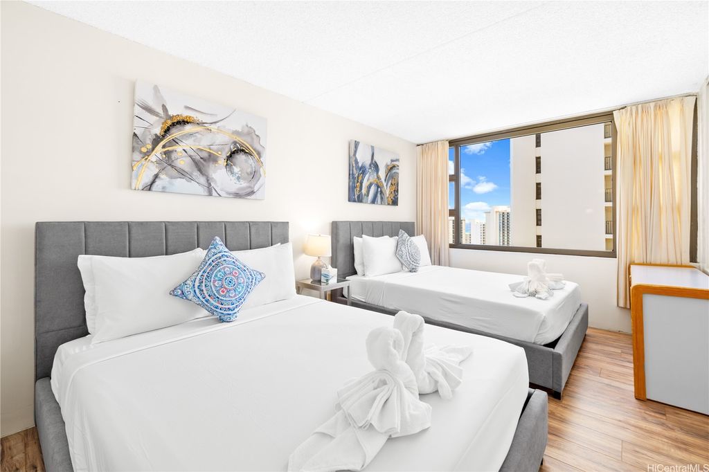 201 Ohua Avenue 2204-T2, Honolulu, HI 96815