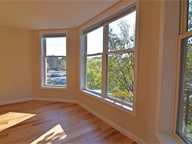 105 Claire Pointe Road, Burlington, VT 05408