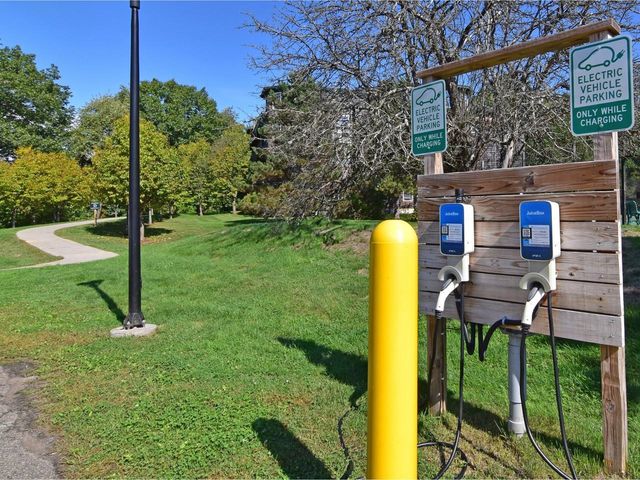 105 Claire Pointe Road, Burlington, VT 05408