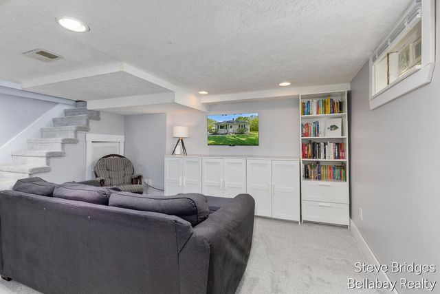 1179 Koster Street, Jenison, MI 49428