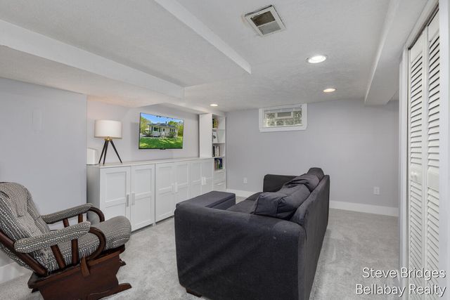 1179 Koster Street, Jenison, MI 49428