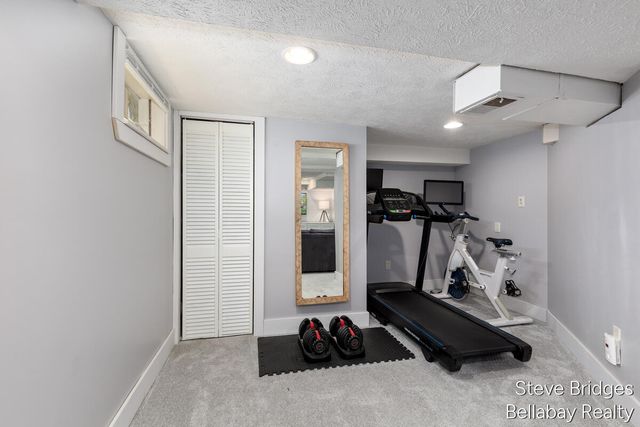 1179 Koster Street, Jenison, MI 49428