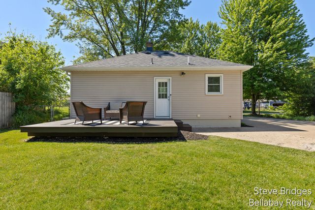 1179 Koster Street, Jenison, MI 49428