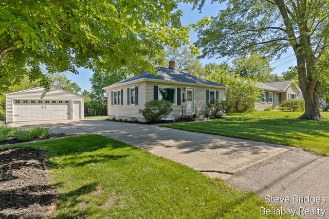 1179 Koster Street, Jenison, MI 49428