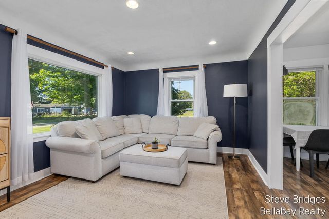 1179 Koster Street, Jenison, MI 49428