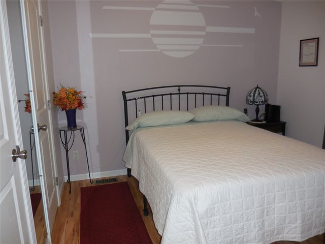 913 SELINGER Avenue, Erie, PA 16505