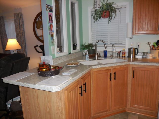 913 SELINGER Avenue, Erie, PA 16505