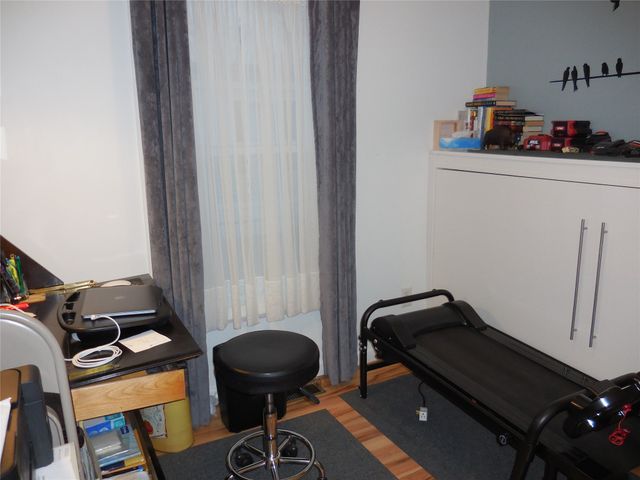 913 SELINGER Avenue, Erie, PA 16505