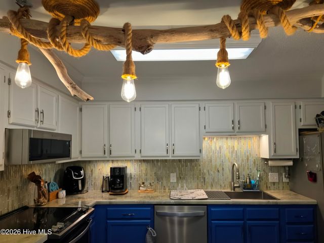 650 Salter Path Road 203, Atlantic Beach, NC 28512