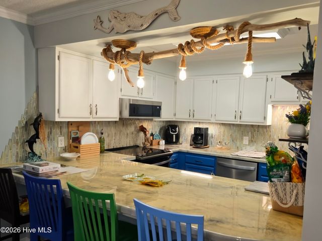 650 Salter Path Road 203, Atlantic Beach, NC 28512