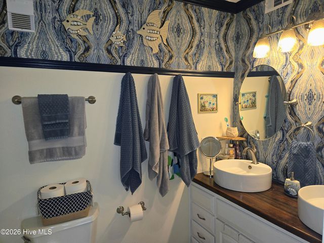 650 Salter Path Road 203, Atlantic Beach, NC 28512