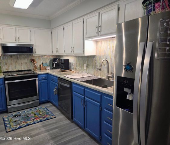 650 Salter Path Road 203, Atlantic Beach, NC 28512