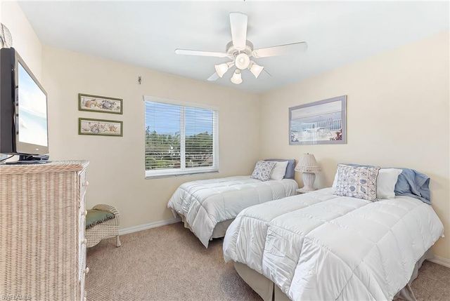 6720 Huntington Lakes CIR 203, Naples, FL 34119