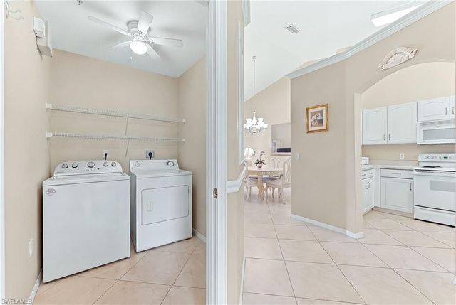 6720 Huntington Lakes CIR 203, Naples, FL 34119