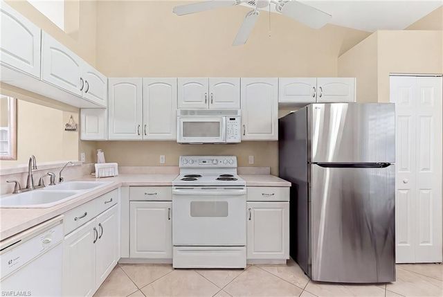 6720 Huntington Lakes CIR 203, Naples, FL 34119