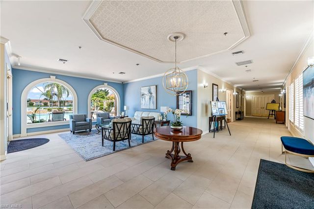 6720 Huntington Lakes CIR 203, Naples, FL 34119