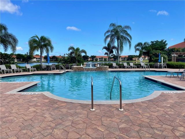 6720 Huntington Lakes CIR 203, Naples, FL 34119