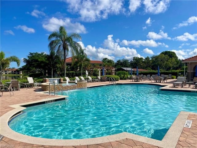 6720 Huntington Lakes CIR 203, Naples, FL 34119