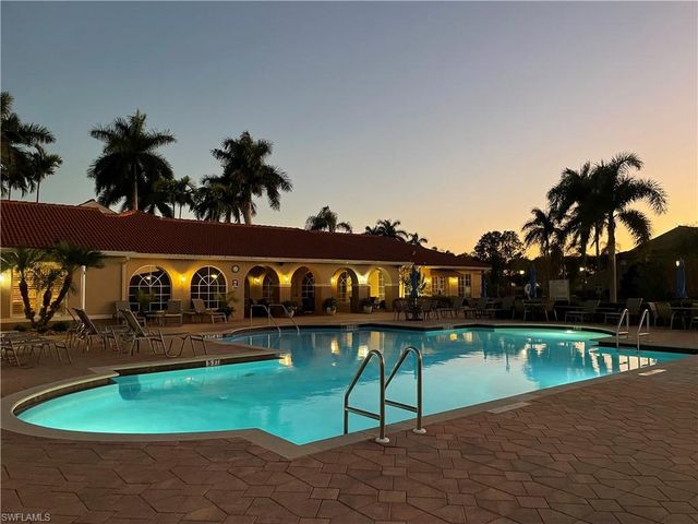 6720 Huntington Lakes CIR 203, Naples, FL 34119