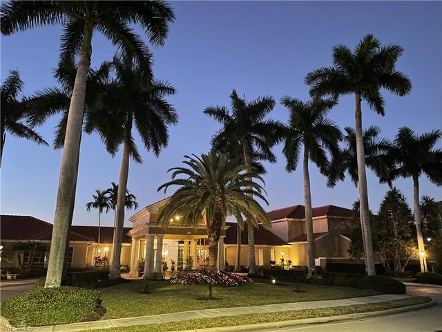 6720 Huntington Lakes CIR 203, Naples, FL 34119