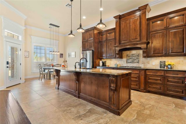 10701 Francis Drive, Waco, TX 76712