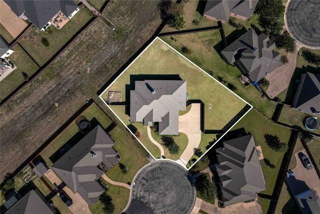 10701 Francis Drive, Waco, TX 76712