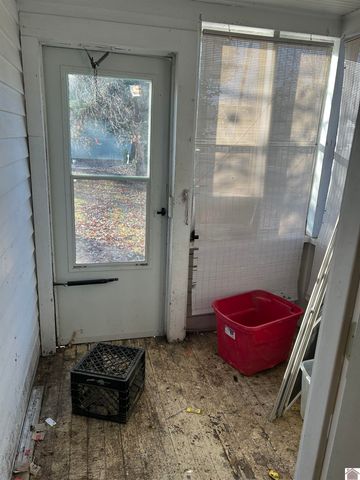 751 N 22nd St., Paducah, KY 42001