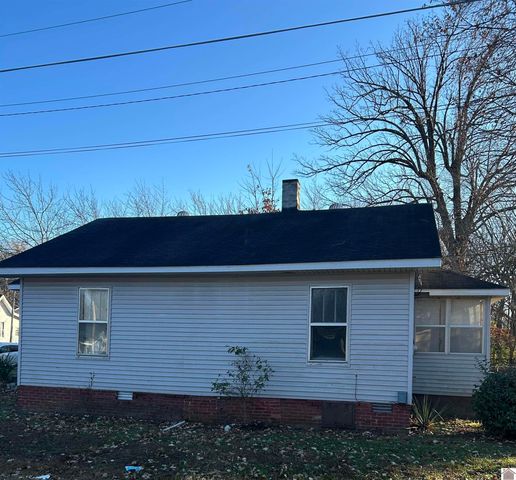 751 N 22nd St., Paducah, KY 42001