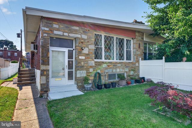 1942 NESTER ST, Philadelphia, PA 19115