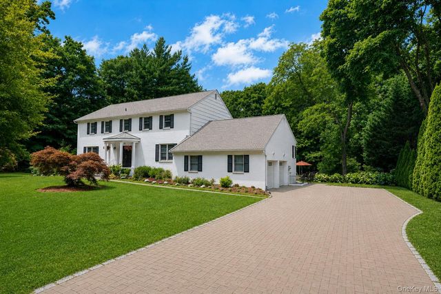 16 Hearthstone Circle, Scarsdale, NY 10583