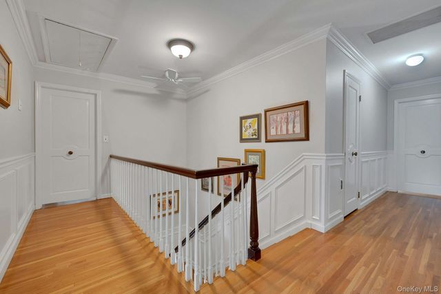 16 Hearthstone Circle, Scarsdale, NY 10583