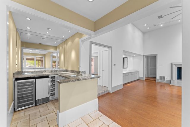 1115 S Greenstone Lane, Duncanville, TX 75137